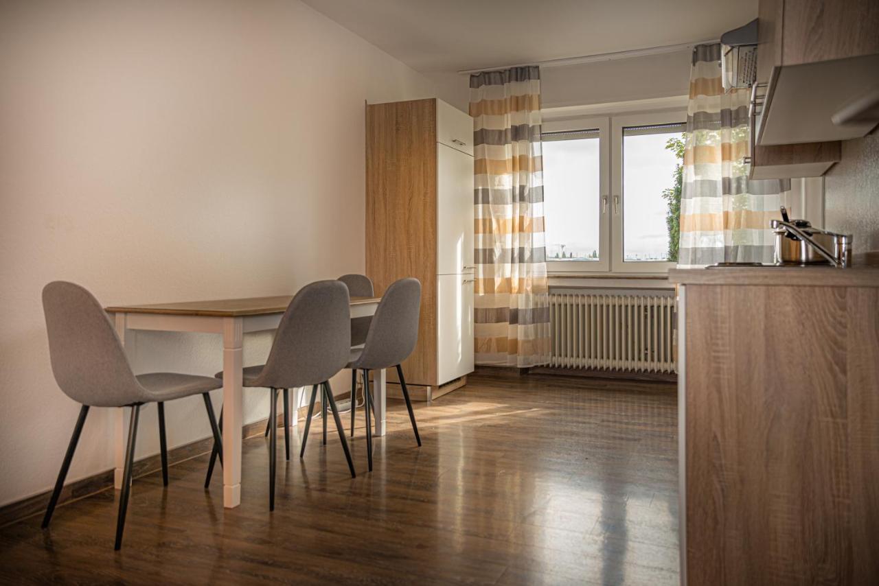 M&M Apartment Düsseldorf Neuss Buitenkant foto