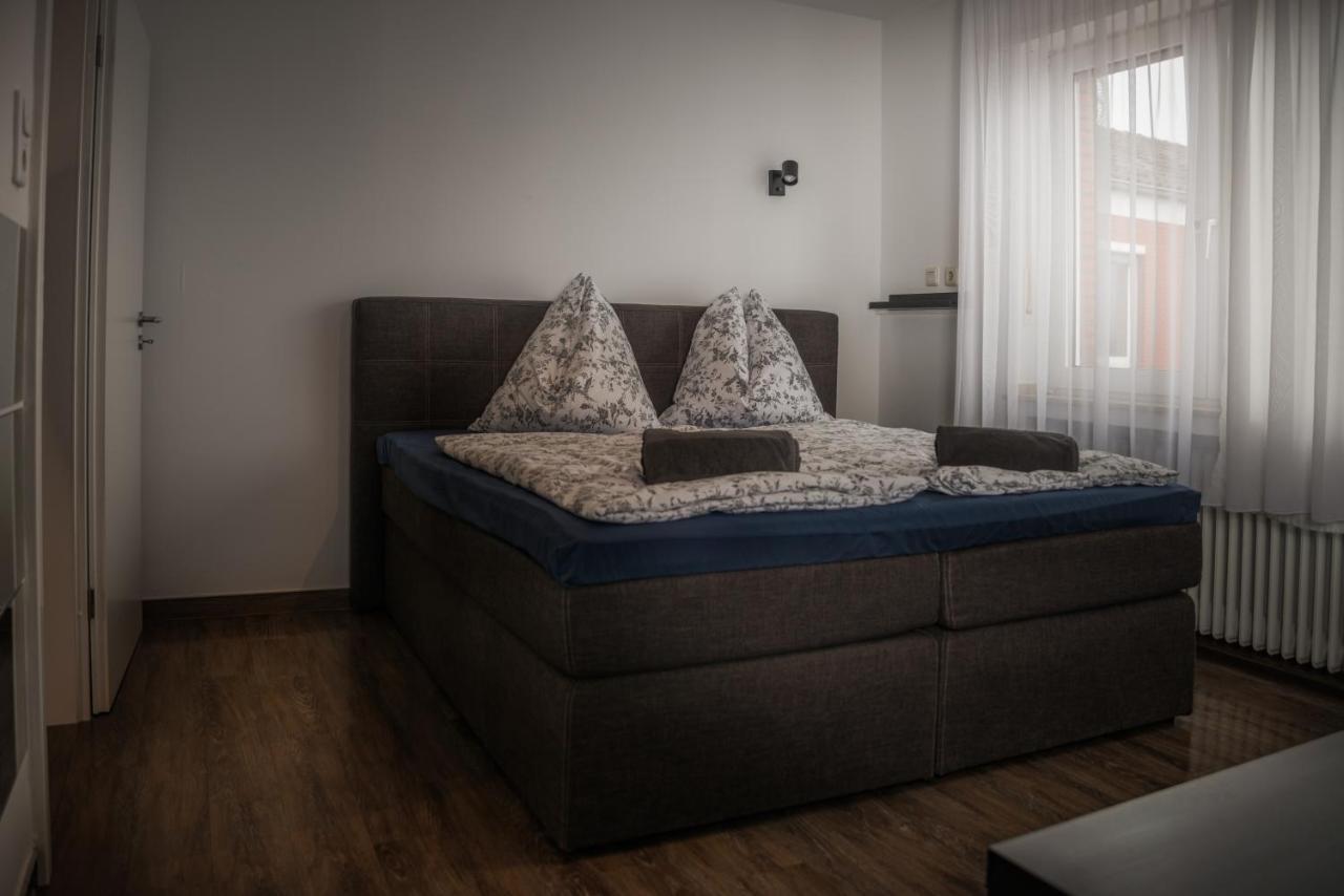 M&M Apartment Düsseldorf Neuss Buitenkant foto