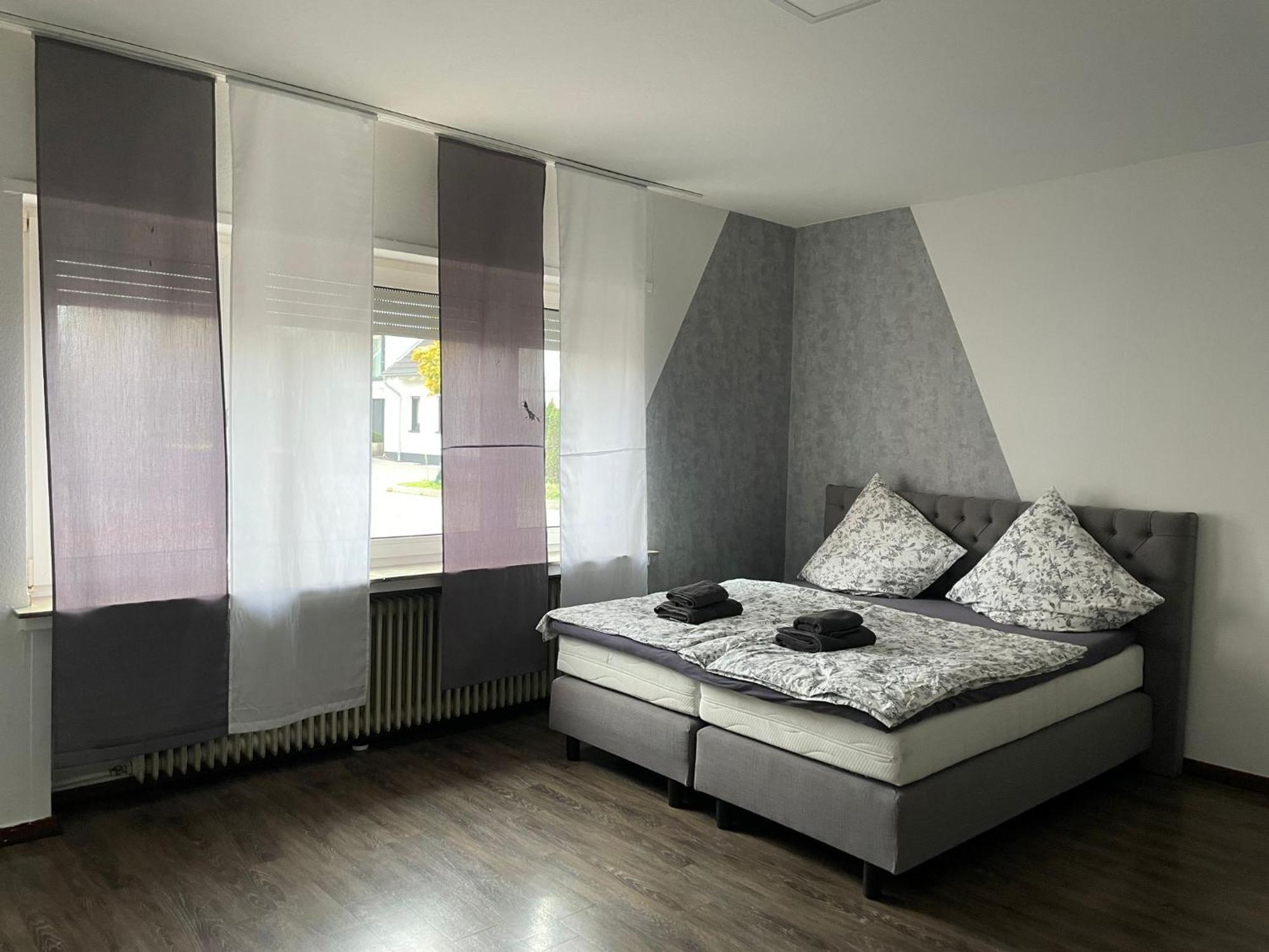 M&M Apartment Düsseldorf Neuss Buitenkant foto