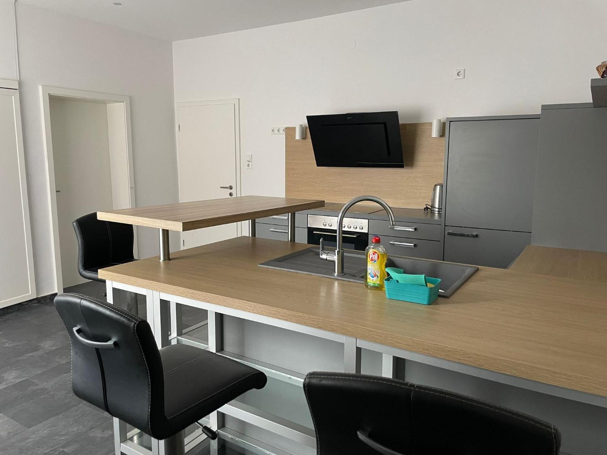 M&M Apartment Düsseldorf Neuss Buitenkant foto