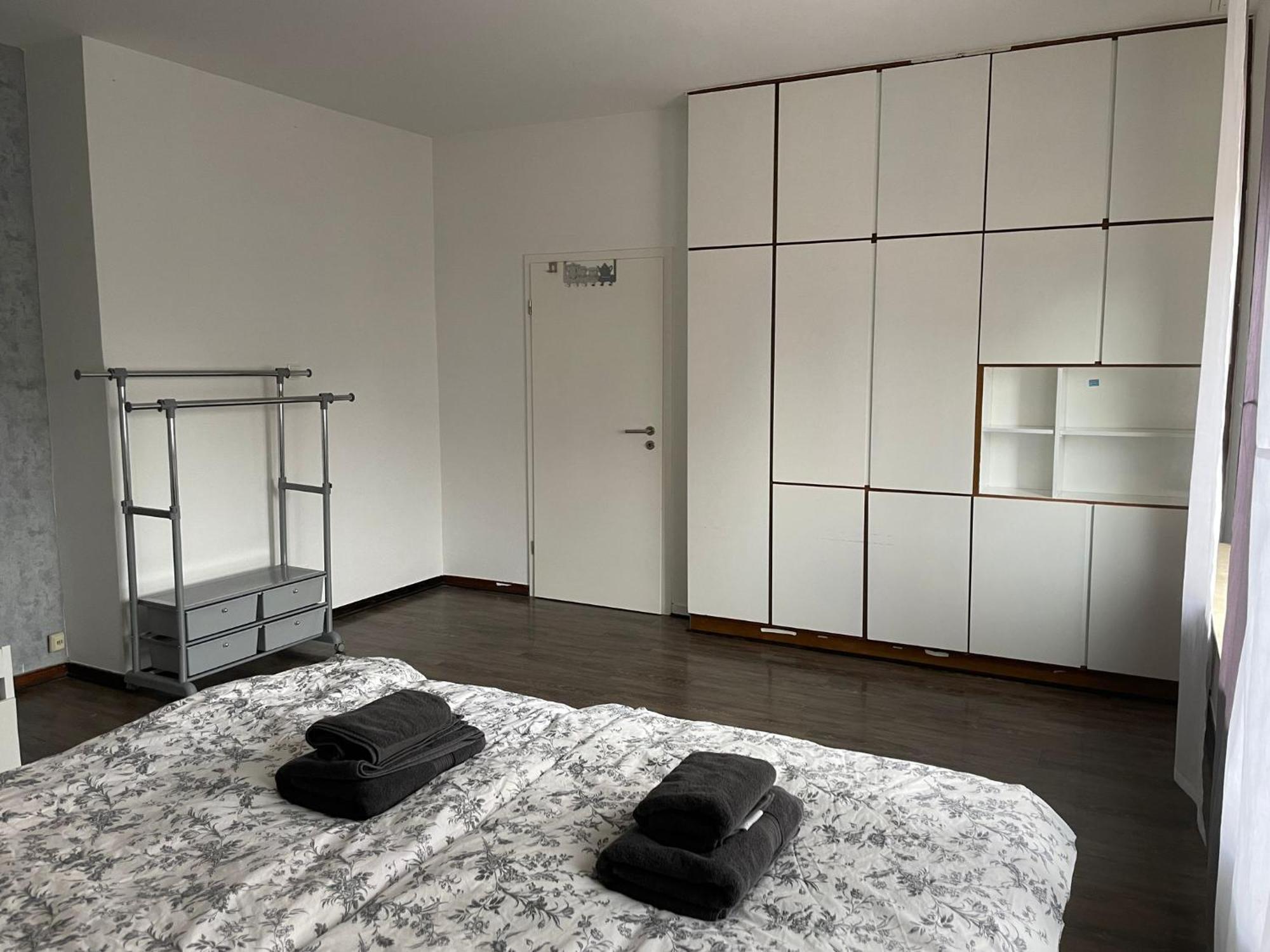 M&M Apartment Düsseldorf Neuss Buitenkant foto