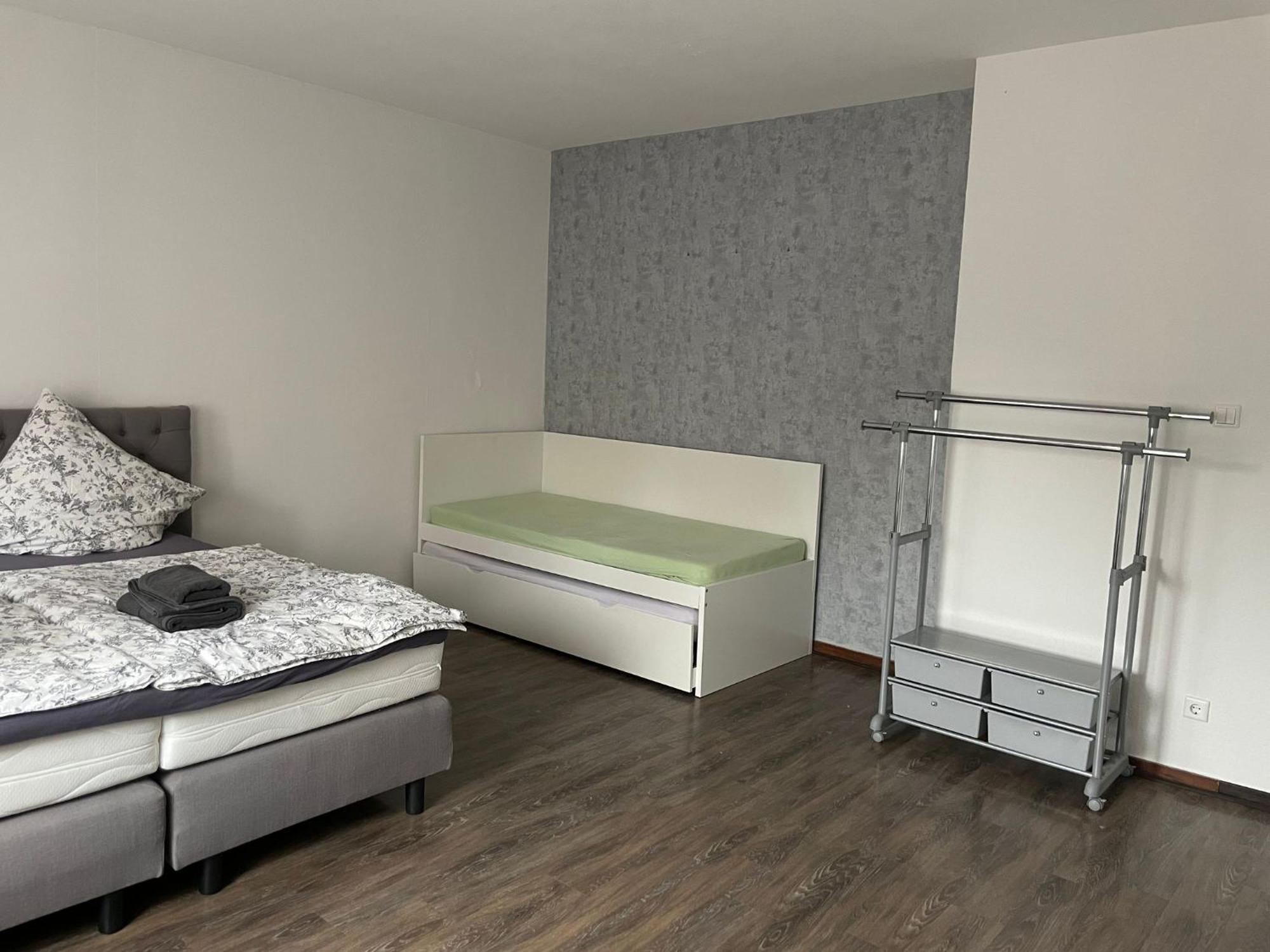 M&M Apartment Düsseldorf Neuss Buitenkant foto